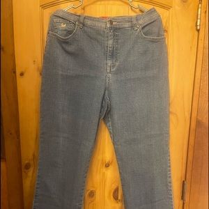 Gloria Vanderbilt jeans